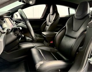 Tesla Model S 2019 75D 2019