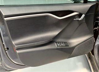 Tesla Model S 2019 75D 2019