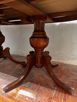 Mesa de salón ovalada extensible madera maciza