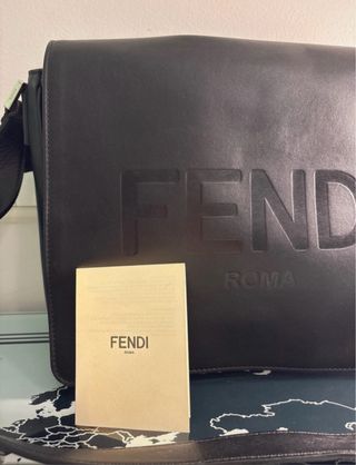 Borsa Fendi Pelle Nera Logo Roma