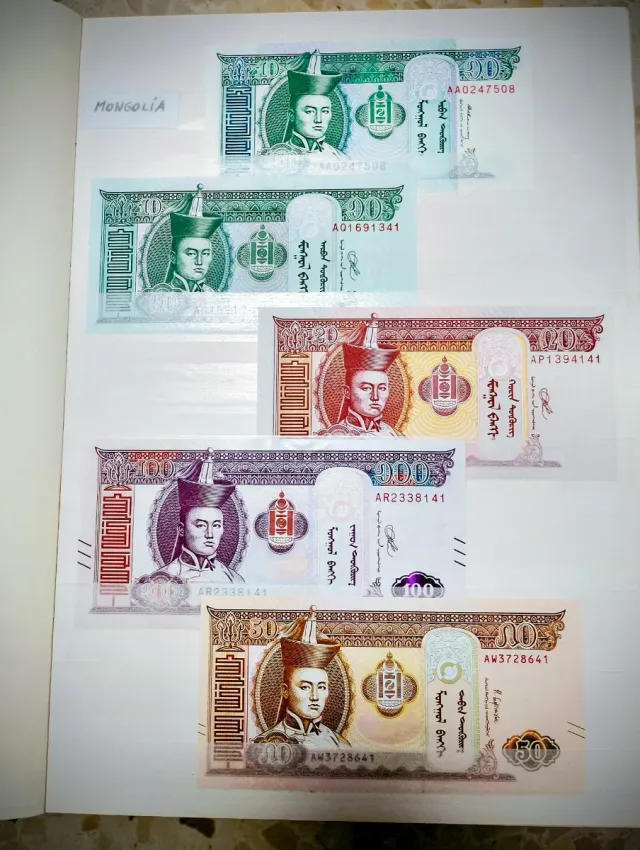 Album Banconote Asia ed Eurasia