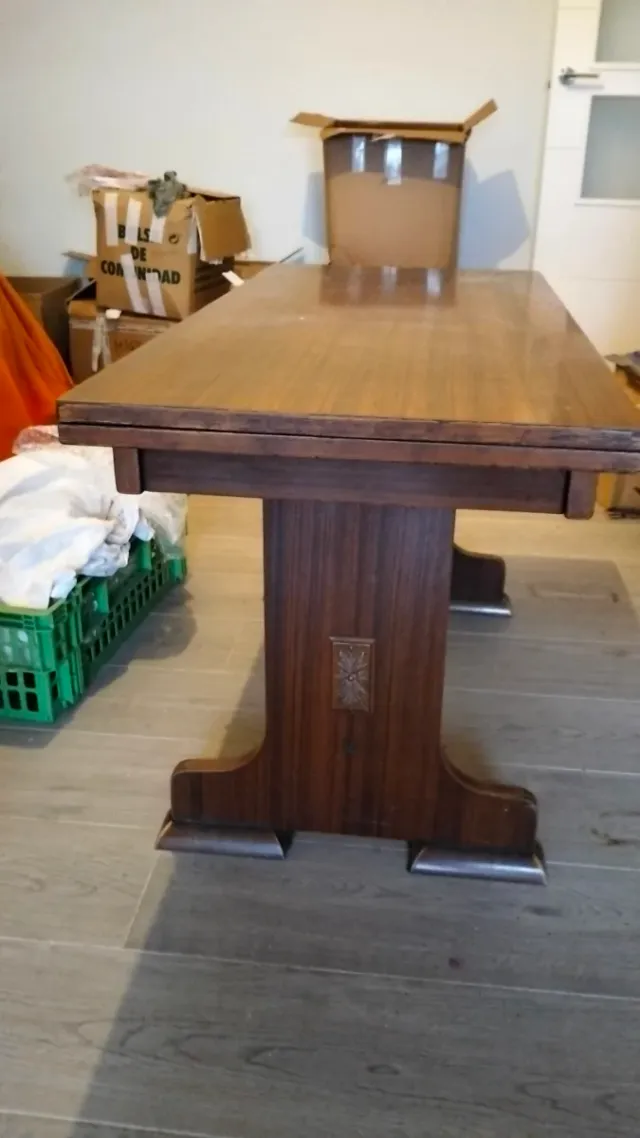 Mesa de comedor de madera, extensible
