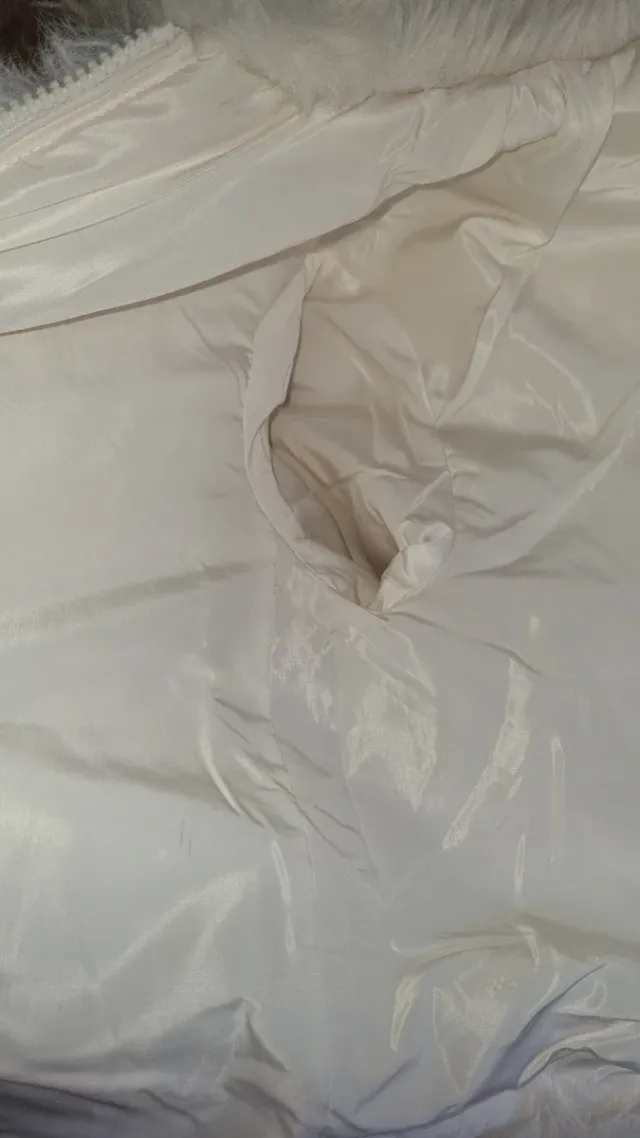 Bershka Chaquetón pelo blanco chica