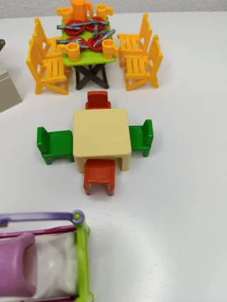 Playmobil: Mesas y habitaciones infantiles