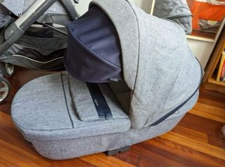 Trío Inglesina Aptica: Silla+Capazo+Isofix
