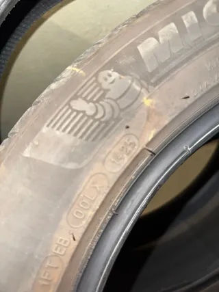 UN Michelin E Primacy 195/60R18 96H S1