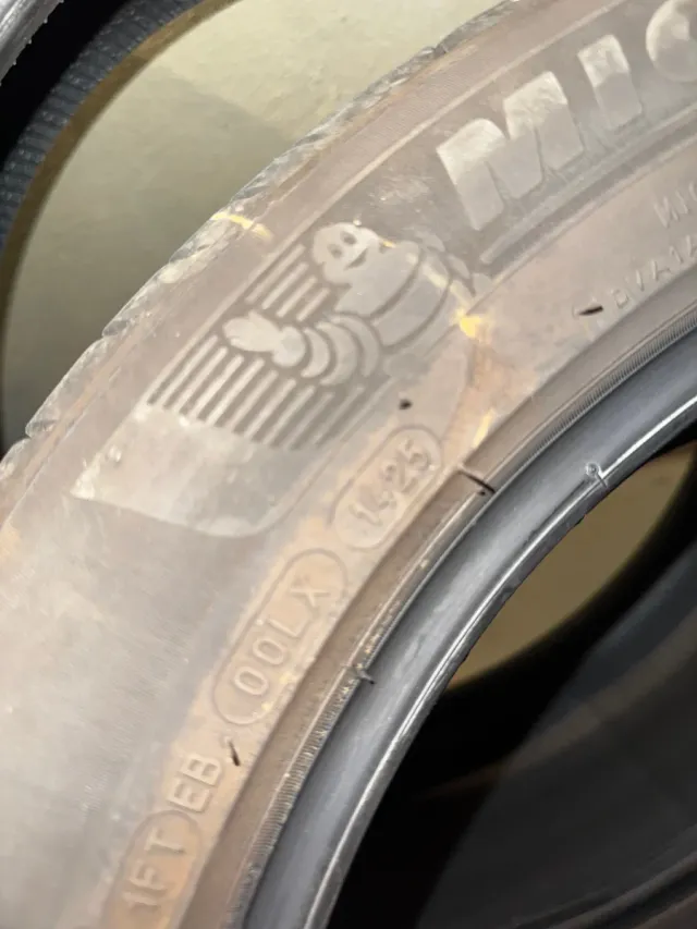 UN Michelin E Primacy 195/60R18 96H S1