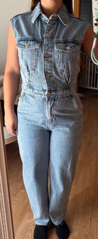 Mono vaquero Zara pierna balloon sin mangas