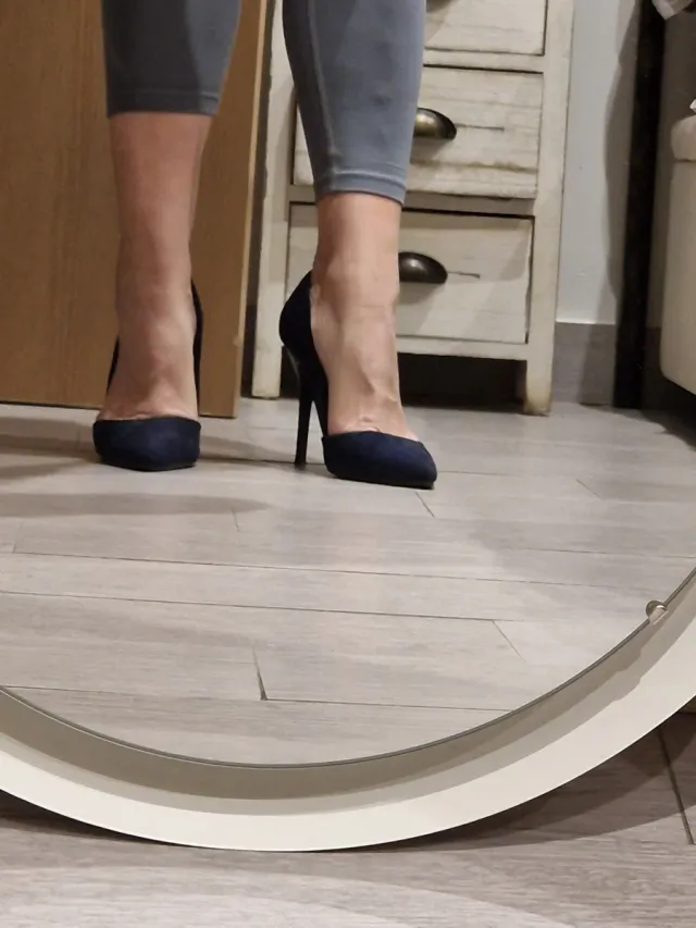 Zapatos de tacón azul oscuro Primark