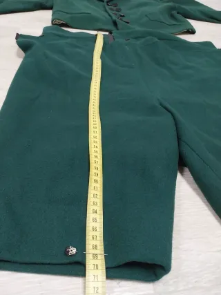 Traje indumentaria tradicional hombre verde