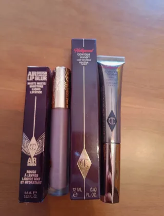 Charlotte Tilbury Airbrush Lip Blur & Contour Wand