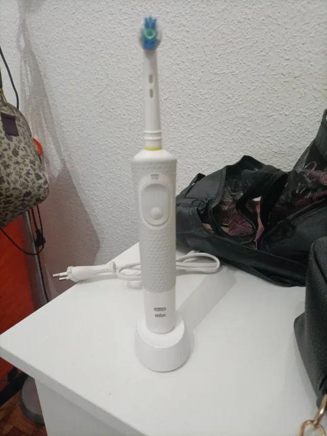 Cepillo Eléctrico Oral-B Braun