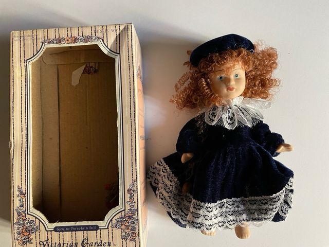 Muñeca porcelana Victoriana Colección
