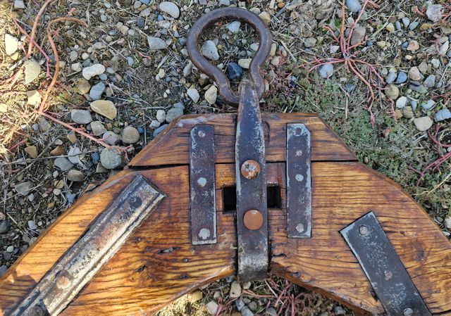 Yugo de madera antiguo