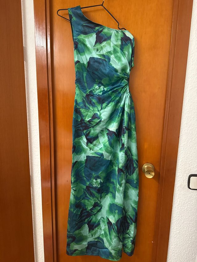 Vestido largo verde estampado floral