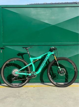 Orbea Oiz M10 XTR Carbono Kashima