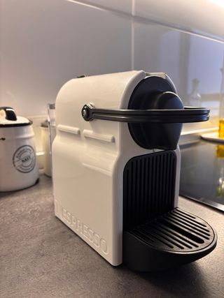 Cafetera Nespresso Krups Blanca