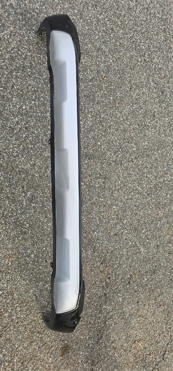 Bajo Paragolpes Delantero Toyota RAV4