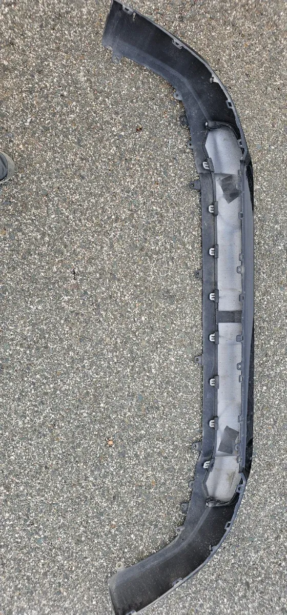 Bajo Paragolpes Delantero Toyota RAV4