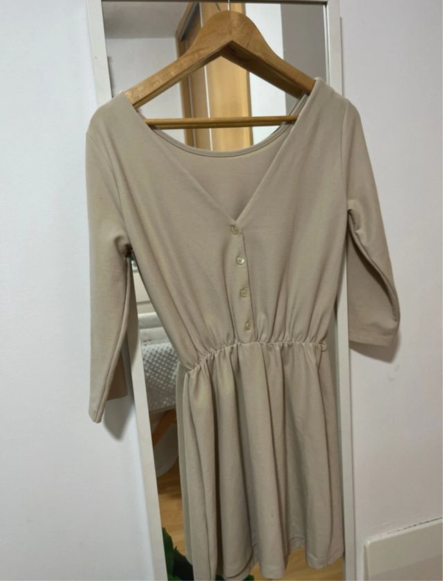 Vestido beige talla L