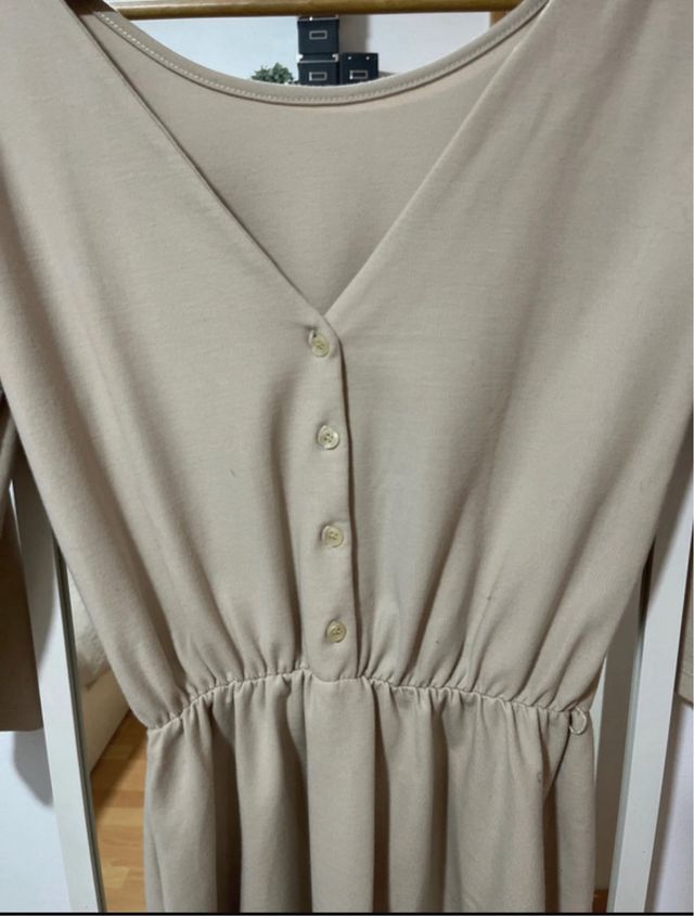 Vestido beige talla L