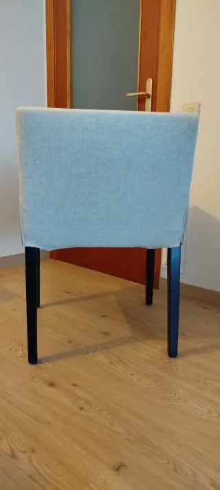 Butaca de comedor beige claro