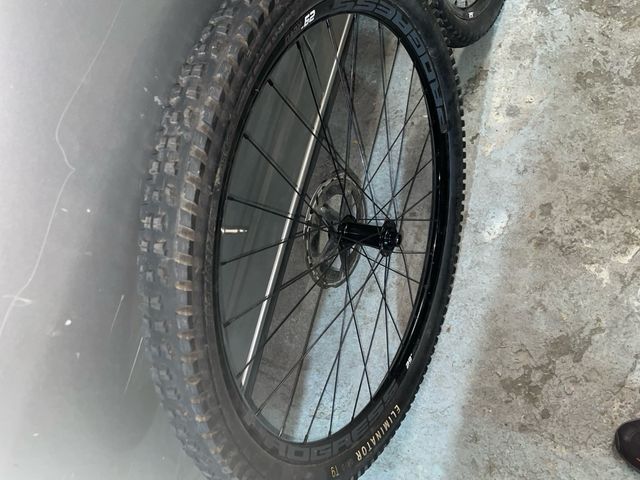 Ruedas Progress Revo 29 con cubiertas