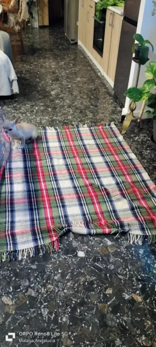 Manta estilo poncho a cuadros