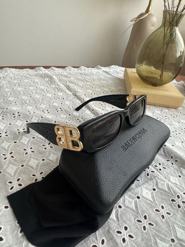 Gafas de sol Balenciaga BB doradas