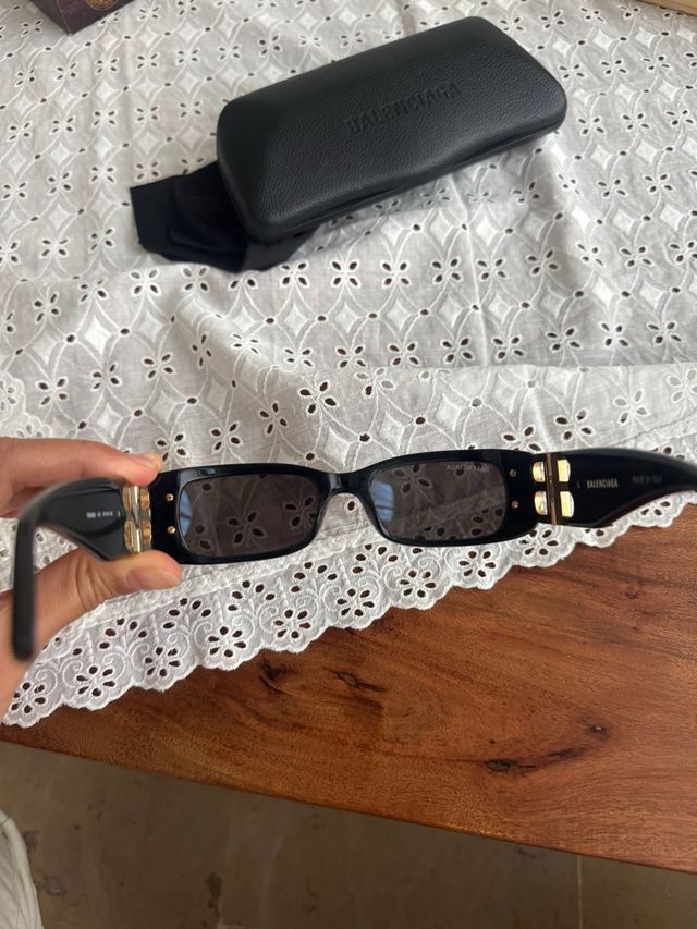 Gafas de sol Balenciaga BB doradas