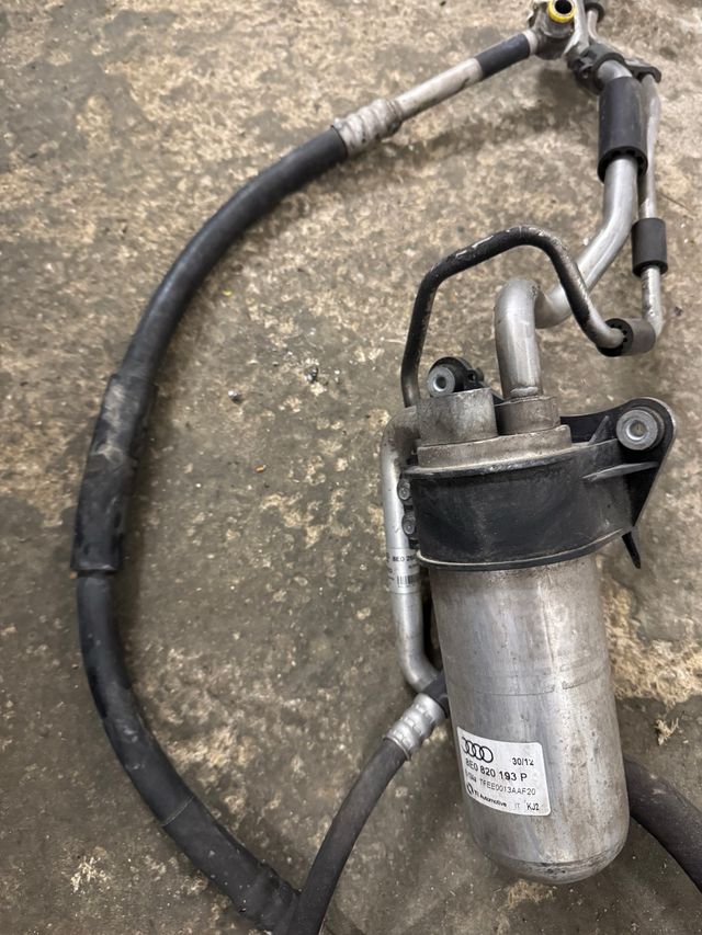 Tubos A/A SEAT Exeo + Recipiente