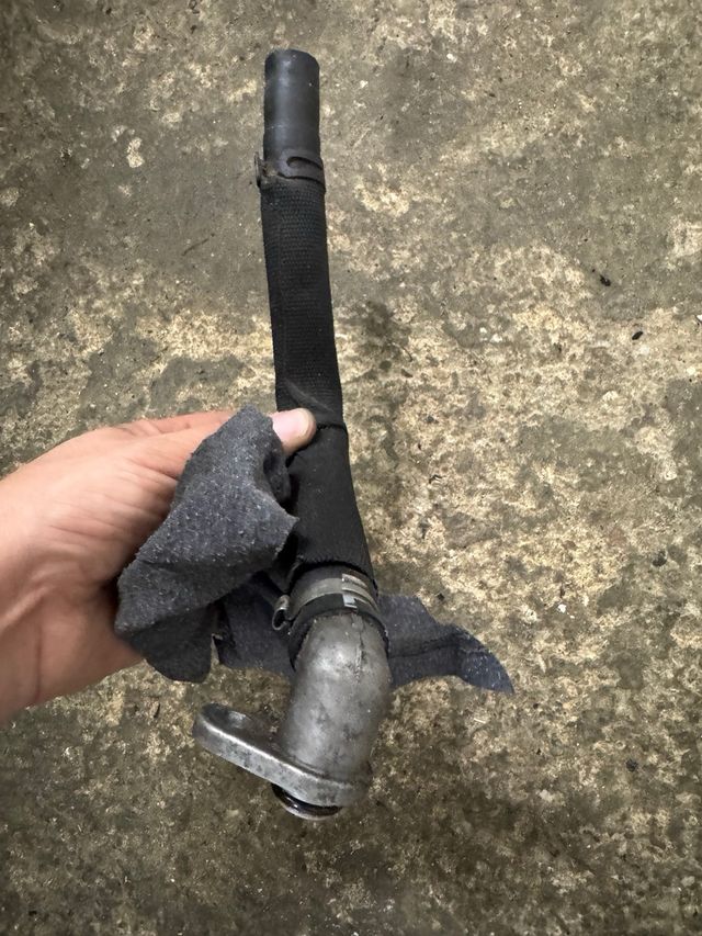 Tubos A/A SEAT Exeo + Recipiente