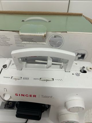 Máquina de coser Singer Talent 3321