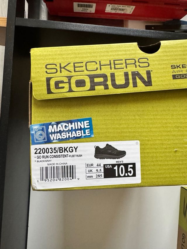 Zapatillas Skechers Go Run Hombre Negras/Grises