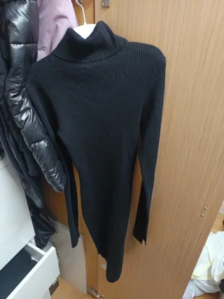 Vestido negro manga corta