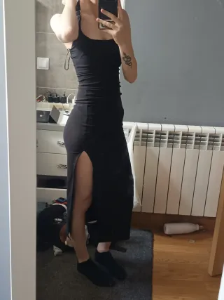 Vestido negro manga corta