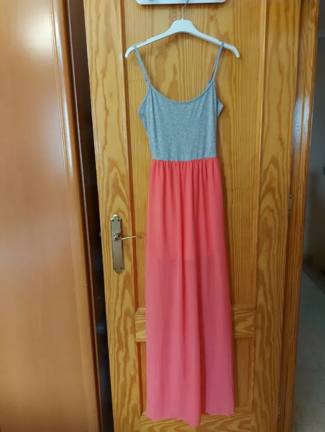 Vestido largo gris y coral talla S