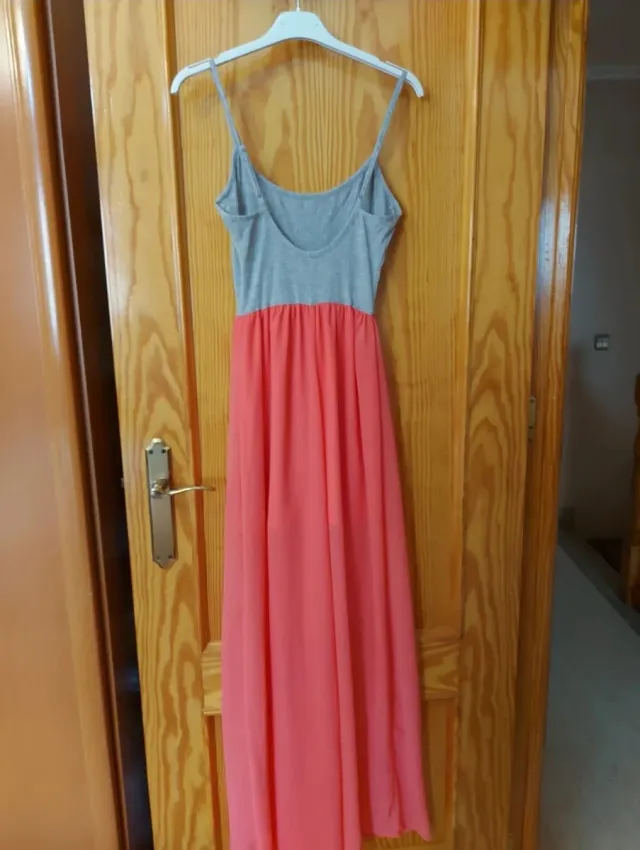 Vestido largo gris y coral talla S