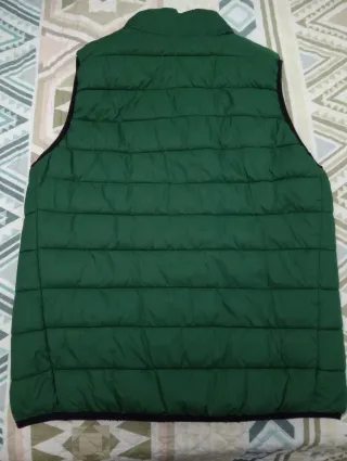 Chaleco verde Primark