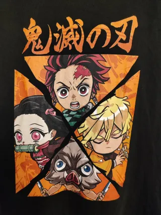 Camiseta Demon Slayer Talla M