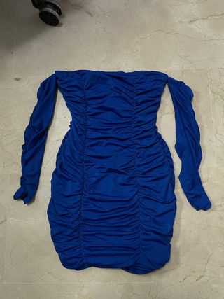 Vestido azul fruncido manga larga