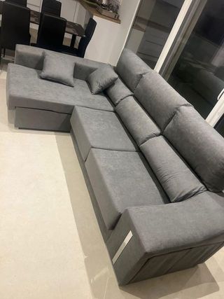 Sofá chaise longue gris