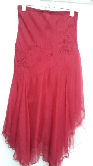 Falda fiesta elegante con pedrería