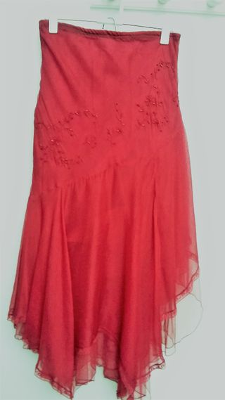 Falda fiesta elegante con pedrería