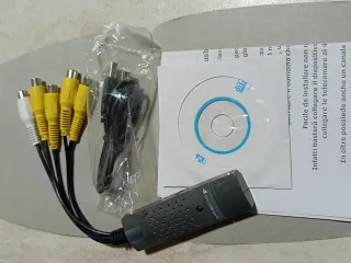 EasyCAP 4 Canali USB 2.0 DVR Sistema Sorveglianza.