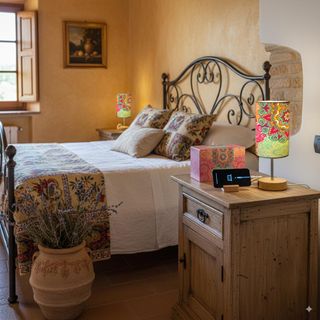 Set 2 Lámparas Mesita Táctiles USB Madera