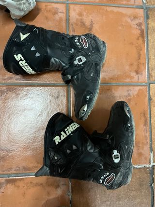 Traje Moto  Ima Four 54 y Botas Rainers talla 44