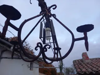 Lámpara de forja exterior