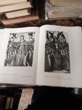Libro antiguo Carlos V 1958