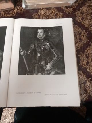 Libro antiguo Carlos V 1958